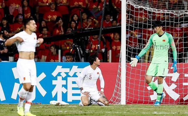 一帮老国足与18岁王钰栋：潜力与经验的碰撞